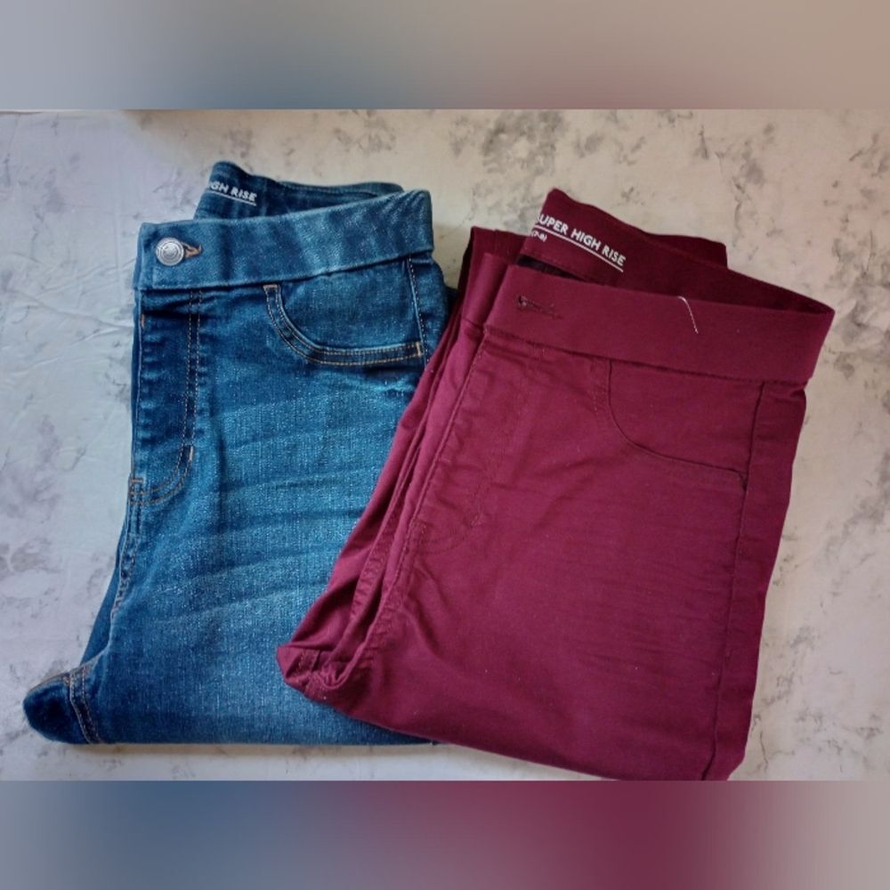 (Bundle) 2 NOBO Super High Rise Jeggings Size Medium (7-9)